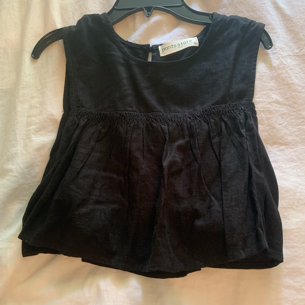 Pants Store crop top
